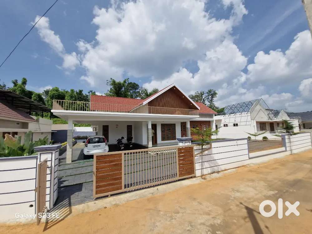 തൊടുപുഴ -കരിങ്കുന്നം റൂട്ടിൽ പുതിയ 4bhk വീട് വിൽപ്പനയ്ക്ക്