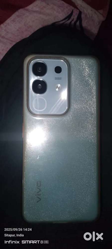 Vivo t4x  6/128 4 month use bill box charger available