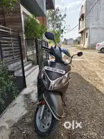 Active 125 grey colour