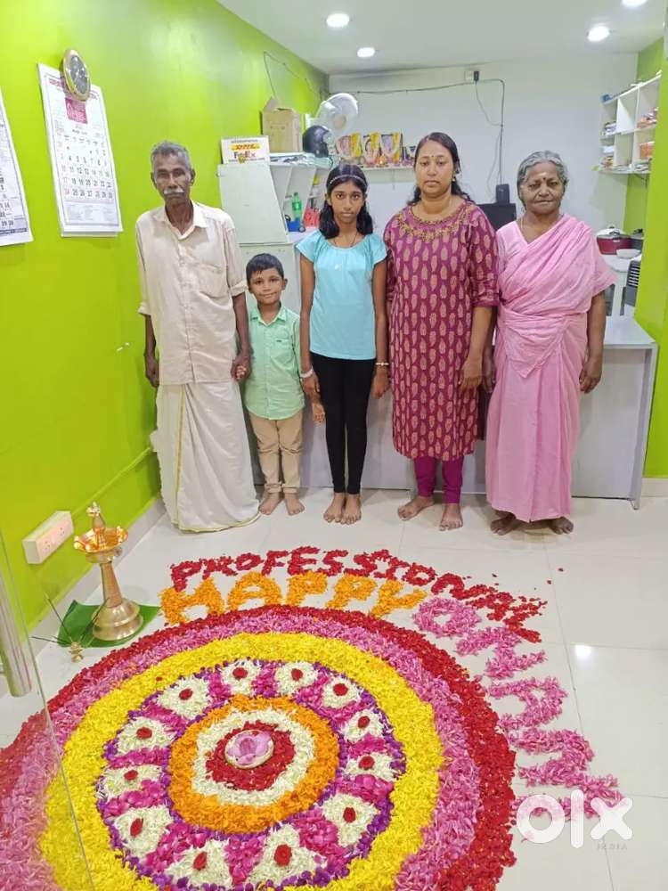 Delivery staff with Two wheeler