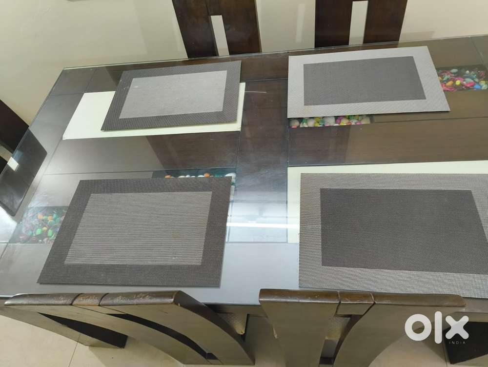 6Seater Dining Table with 6Chair