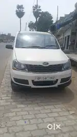 Mahindra Xylo 2012