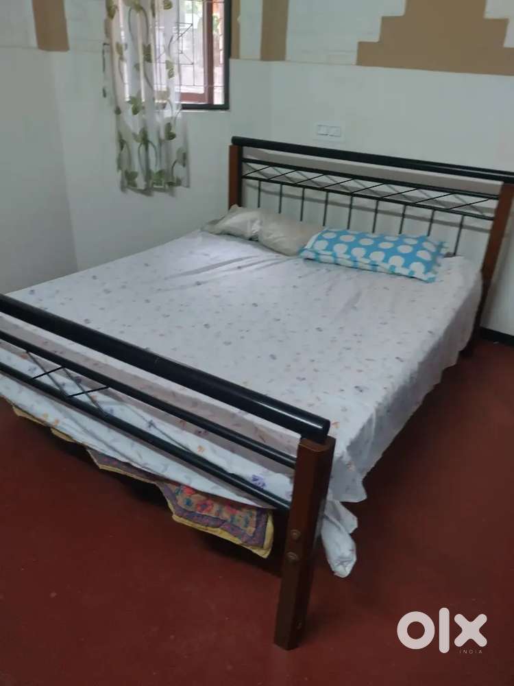 Cot for sale