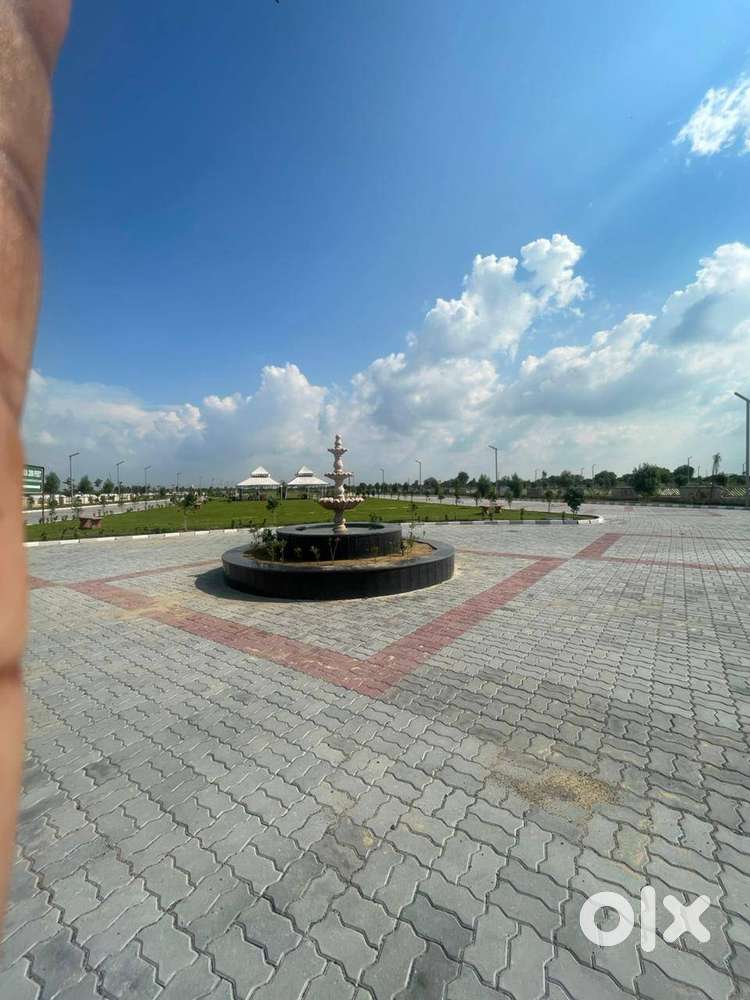 100 GAJ KA JDA & RERA APPROVED PLOT  GATED TOWNSHIP NEAR MAHINDRA SEZ