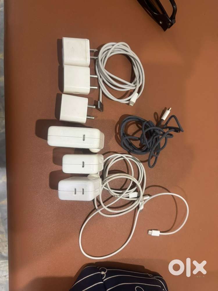 IPhone Macbook Apple Watch