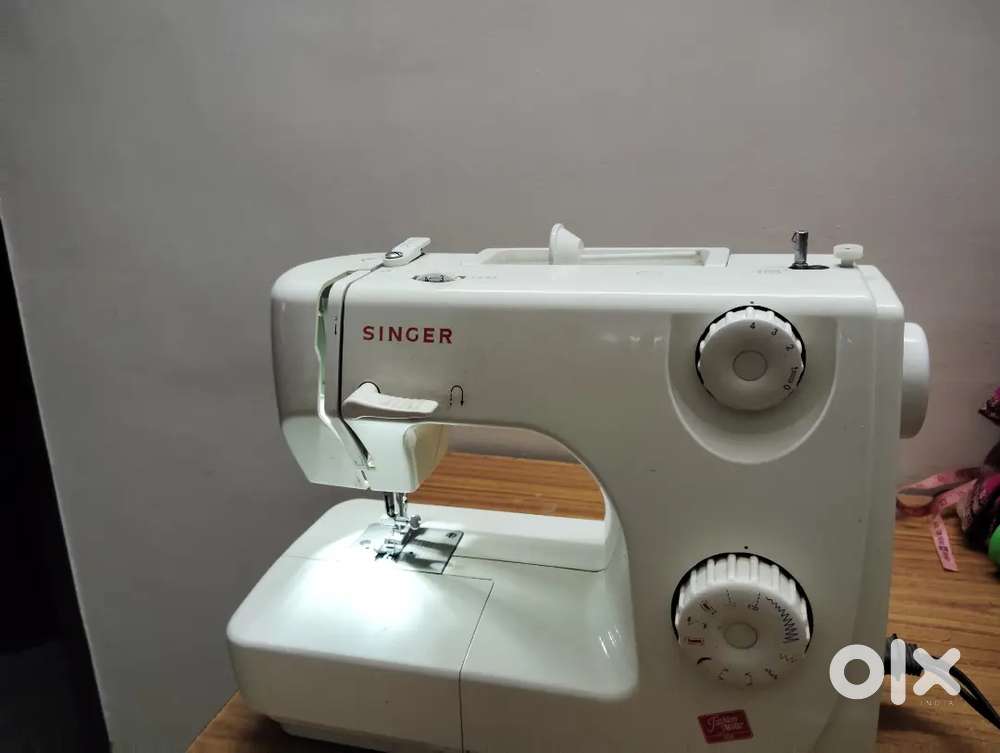 Tailoring Machine Electric Singer Brand