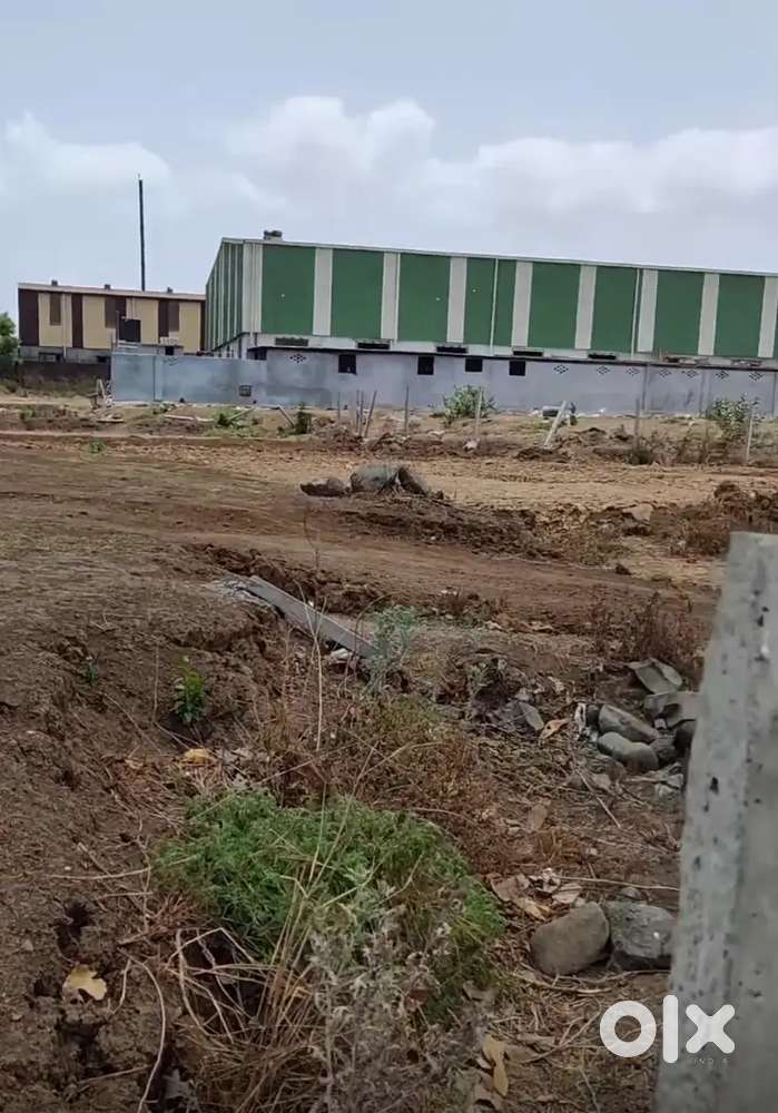 Commercial land in Wada
