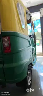 Bajaj maxima xwide