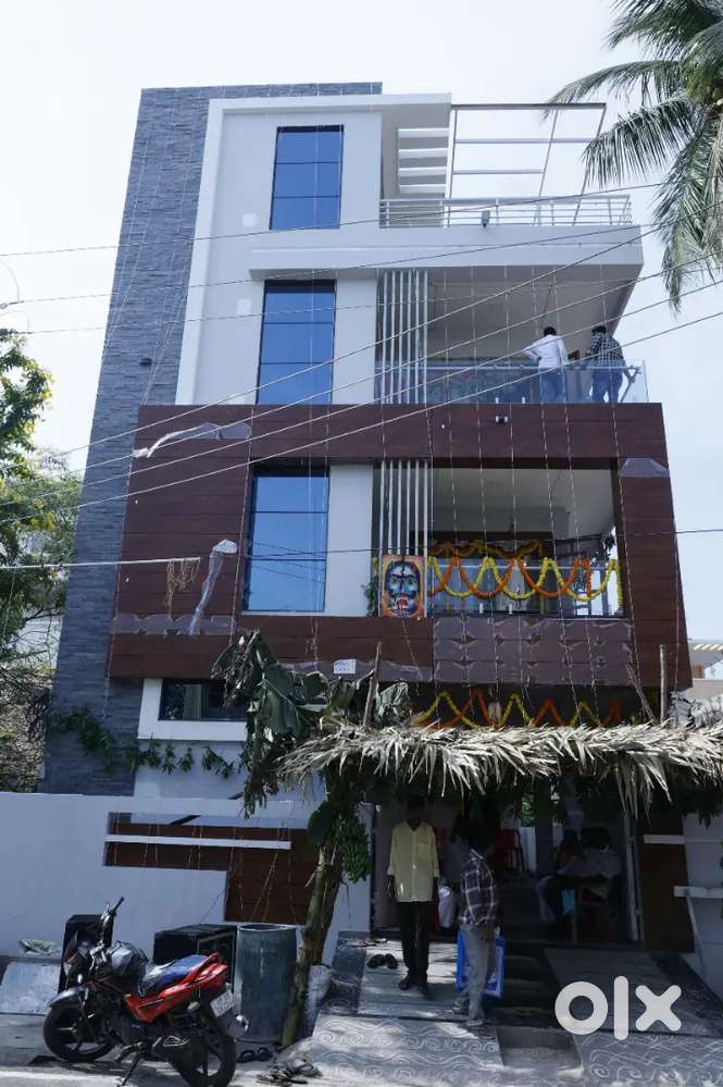 3 Floor Independent House for sale - 2 BHK on each floor with lift