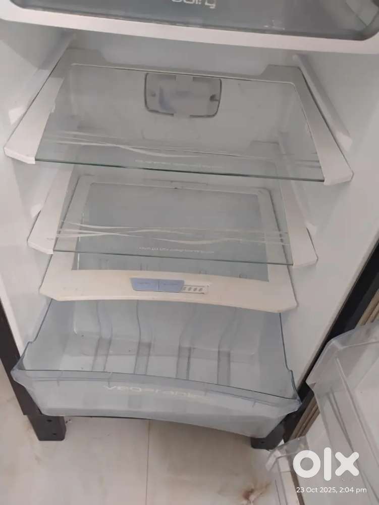 Good condition refrigerator