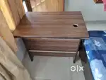 Durable Computer Table in very good condition