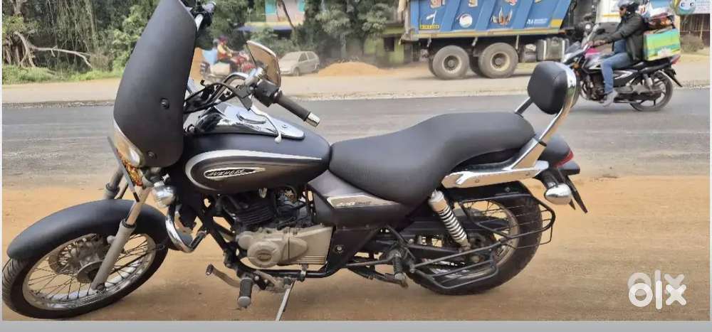 Bajaj Avenger 220 good condition bike