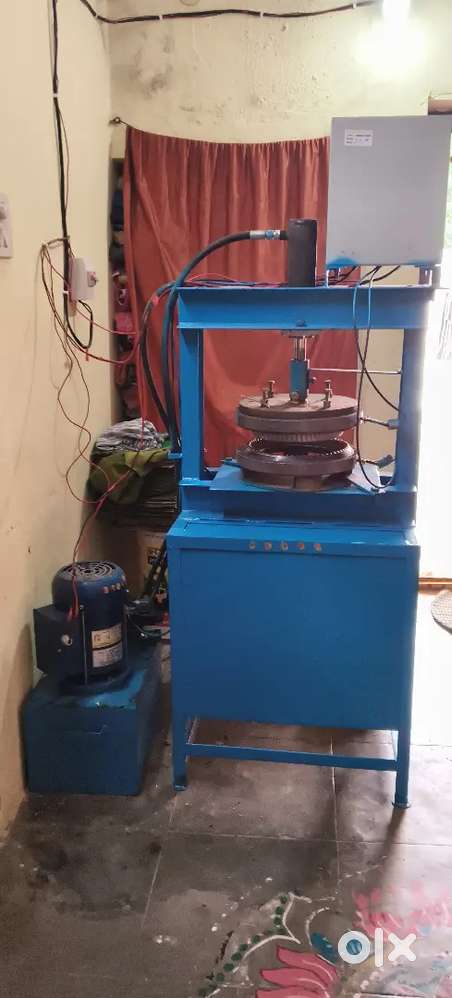 Paper plates mechine