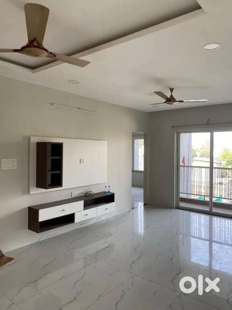 Fresh independent flat at bajaj nagar