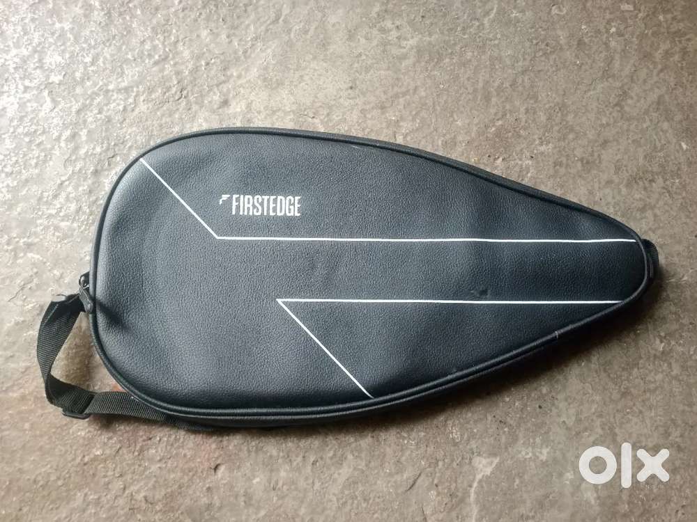This is a Firstedge brand racket  single badminton or price 5000