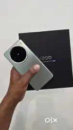 Vivo X200  12/256gb. 5 months old
