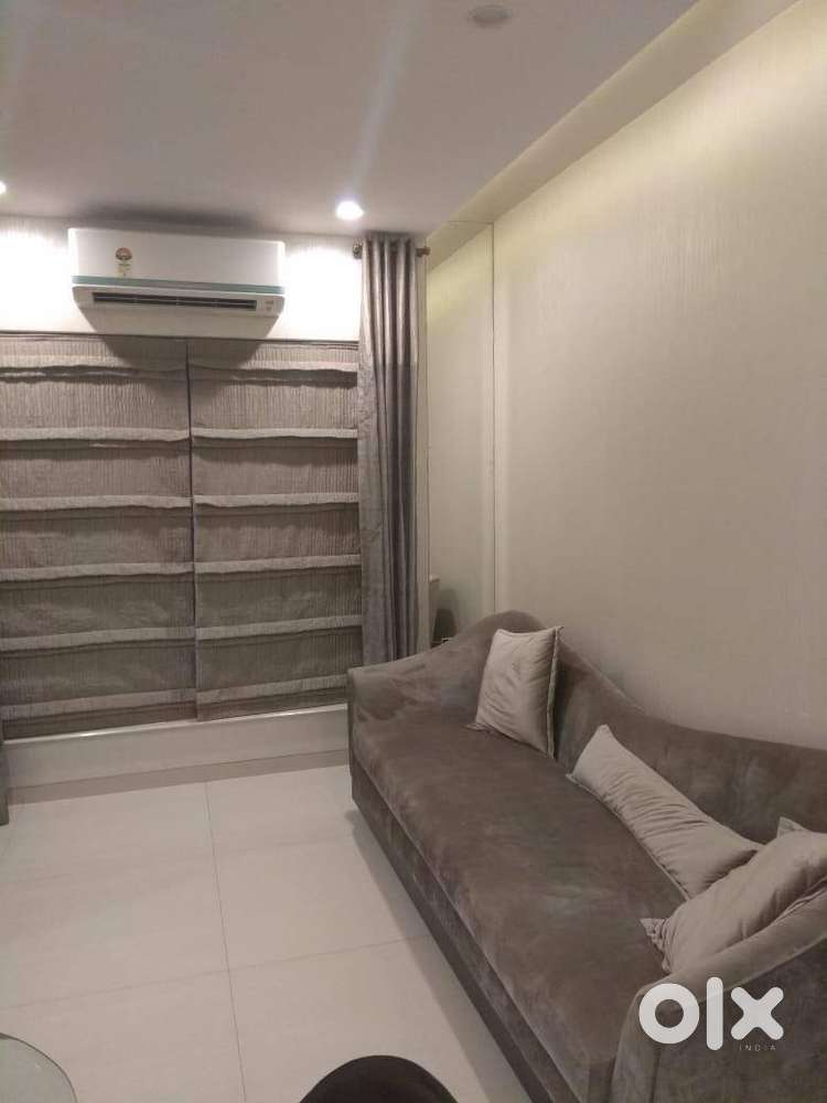 Spacious 1 Bhk For Sale W/Semi Furnished