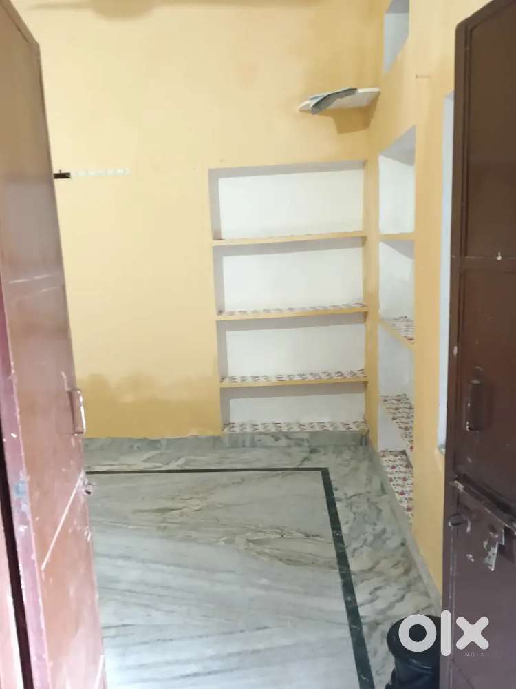 Single room with common washroom for only working boys