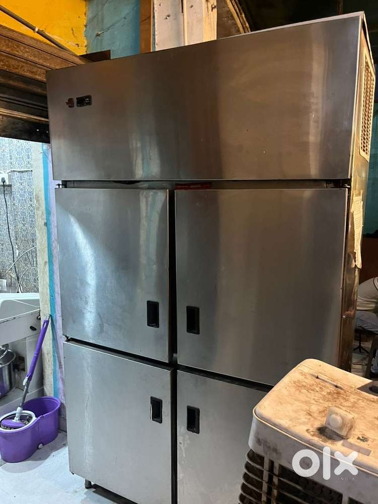 4 door Fridge