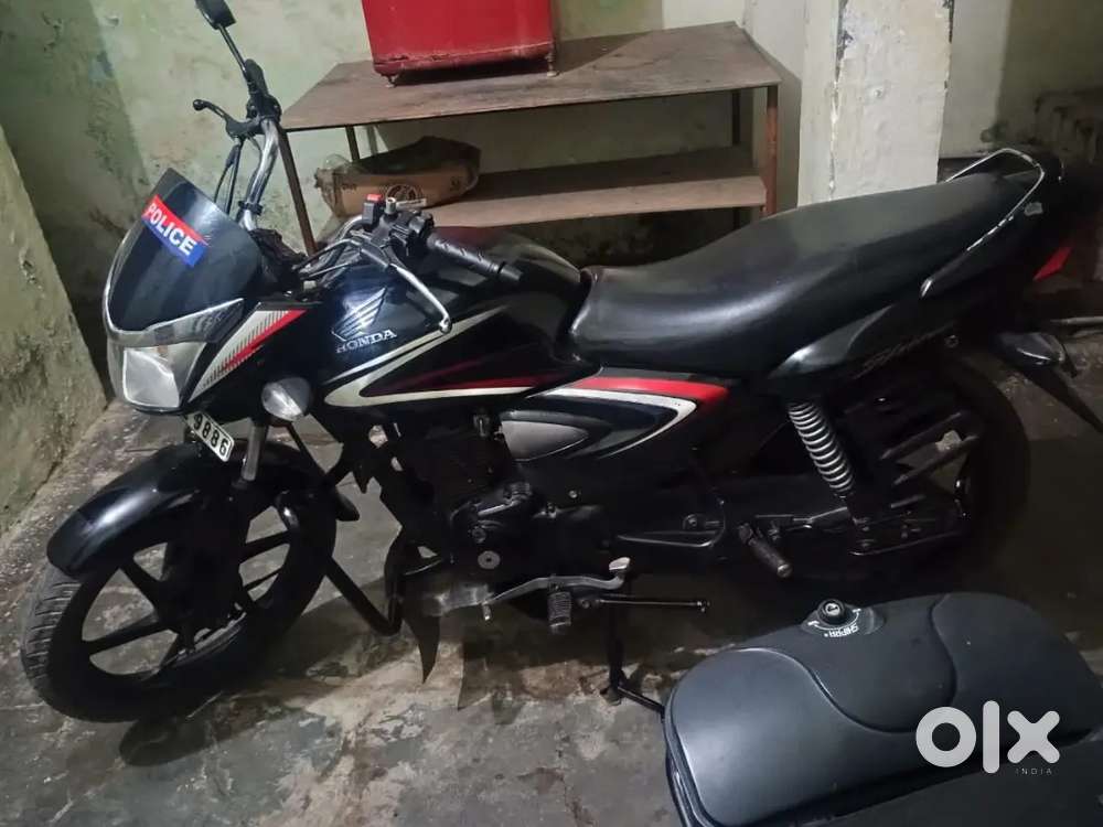 60+ milage brand new condition battery and both tyre new