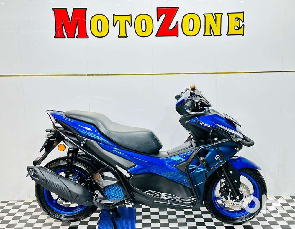 Yamaha Aerox 155 Disc brake abs