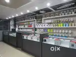 मोबाइल स्टोर में सेल्स ओर हेल्पर के लिए लड़के की जरूरत है!!