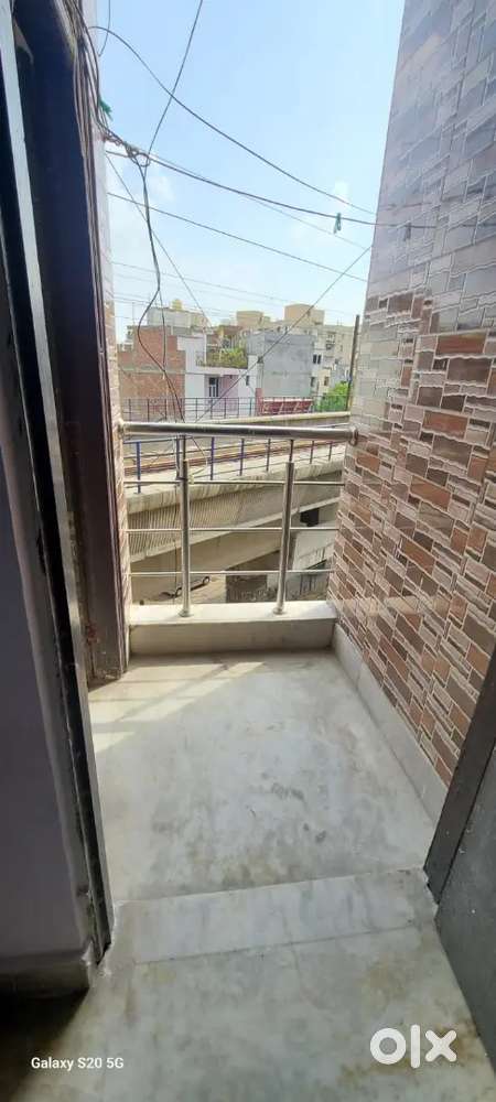 ONE ROOM SET FOR RENT IN B BLOCK