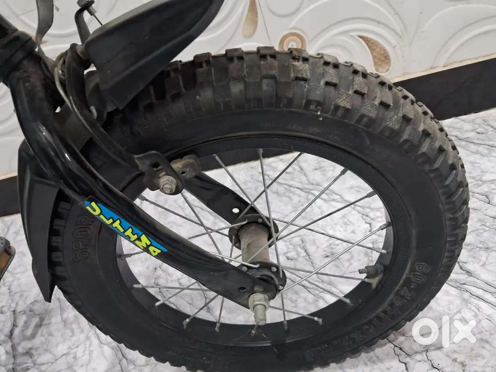 A kids cycle for 4& 5 years kids