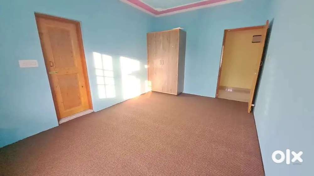 Flat available for Rent Barzulla Opp Nirman Complex