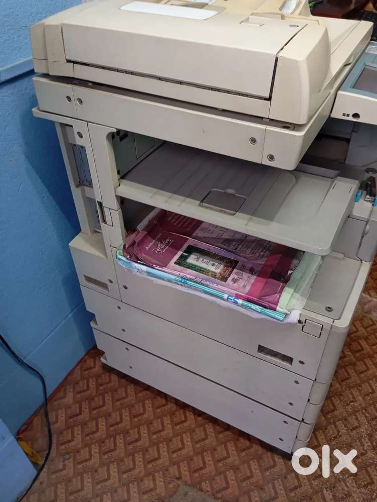 Canon xerox machine 2270 in very good condition