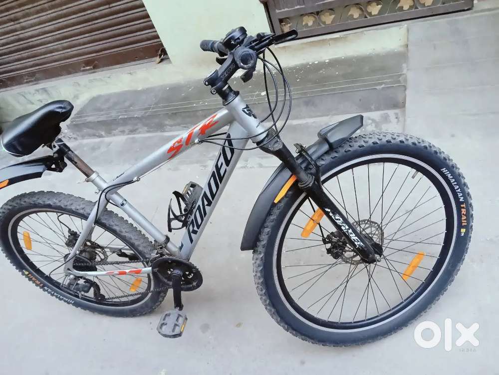 21 gears roaded cycle