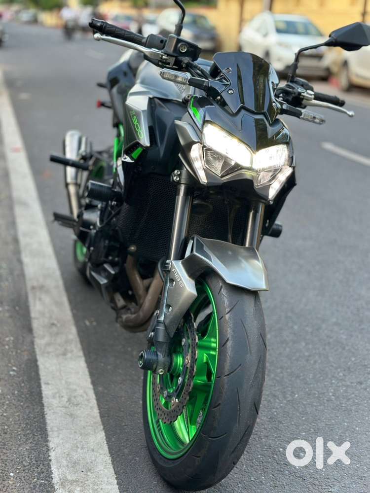 KAWASAKI Z900 FOR SALE