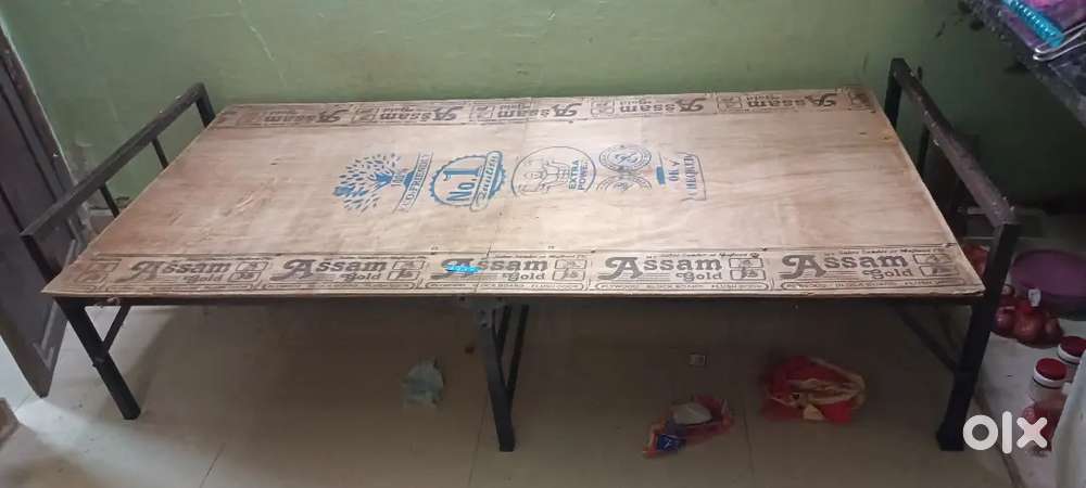 Single bed