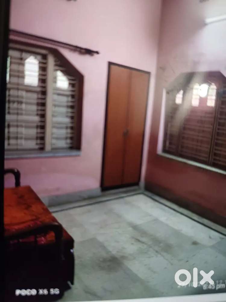 Ladies pg at baguiati