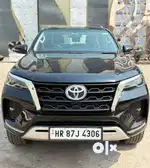Toyota Fortuner 4X2 AT 2.7 Petrol, 2022, Petrol