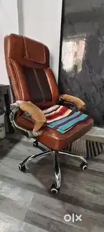 Office Chairs 2 BIG sized & With Titan Watch FREE
