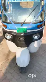 Auto rickshaw chalna hain lucknow main