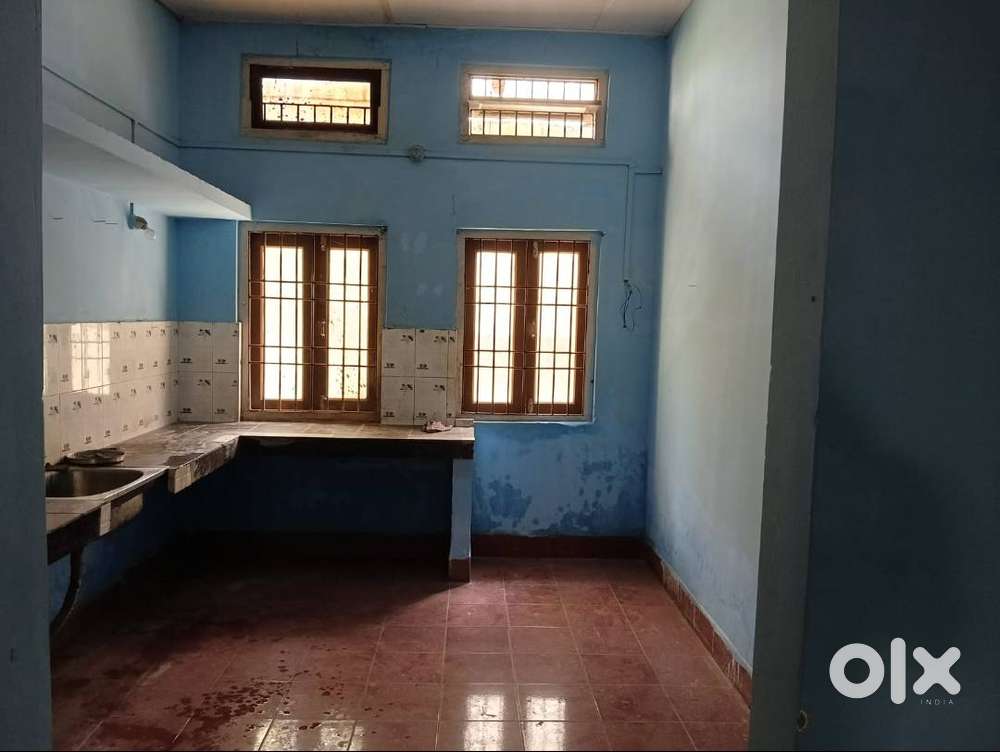 Independent home for family/bachelors/students