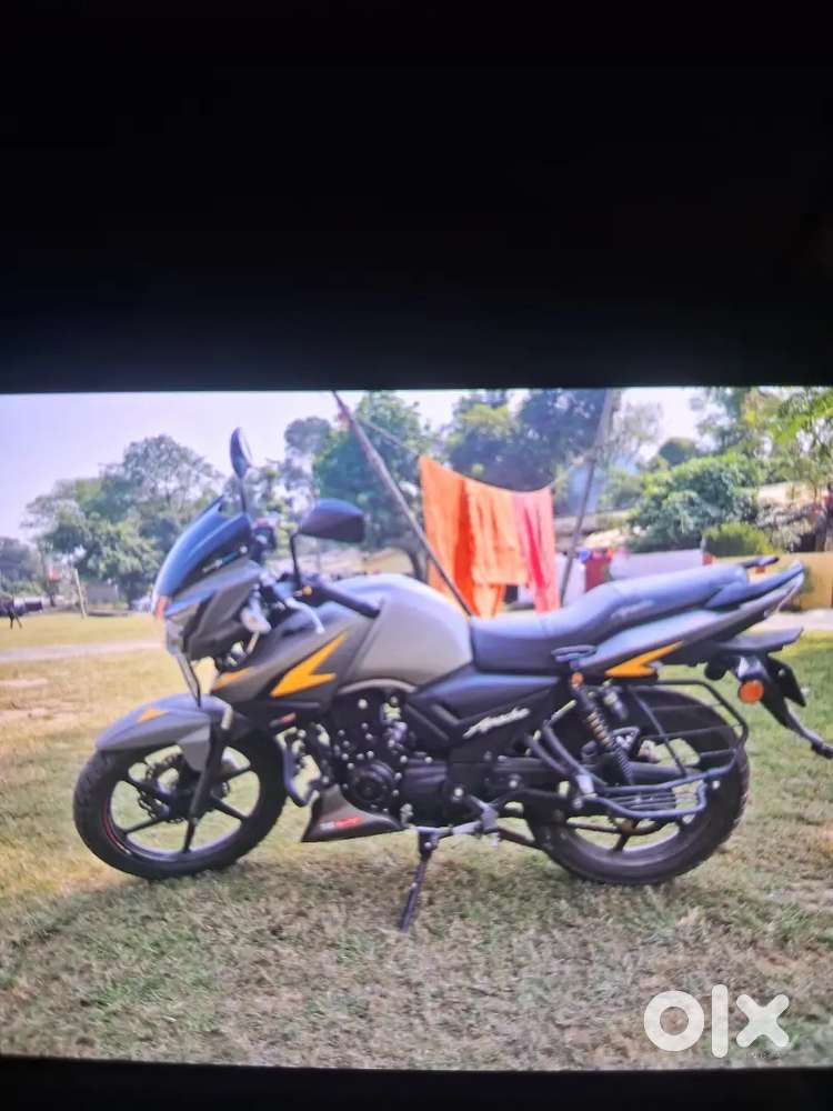 TVS Apache RTR 2V BT T-Grey