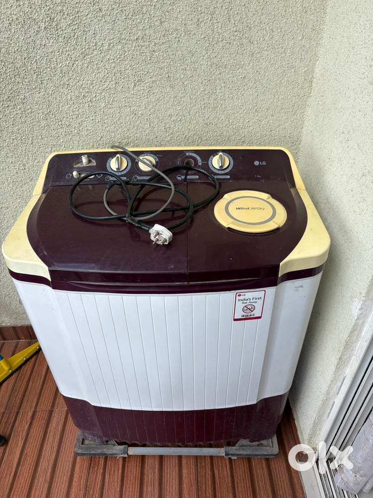 LG 7kg semi automatic washing machine