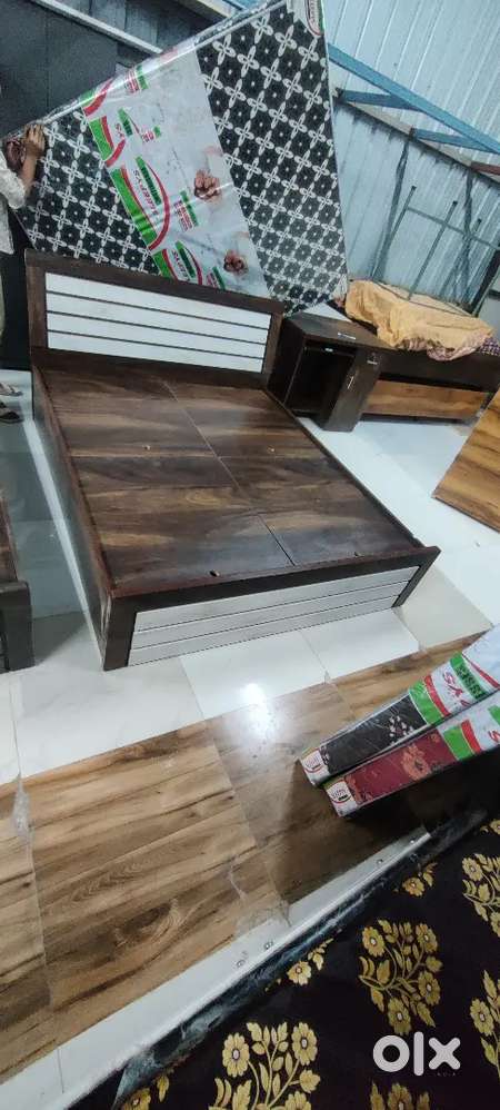 Double colour combination of queen size storage box bed