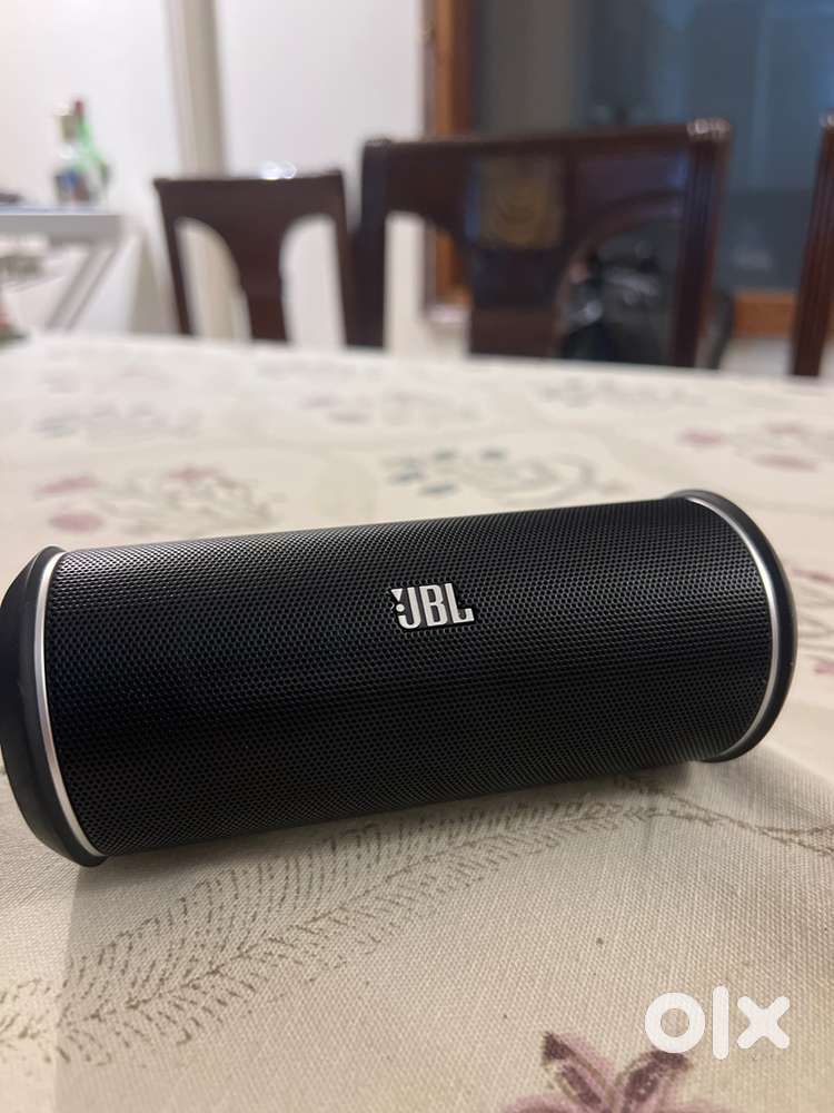 Jbl flip speaker