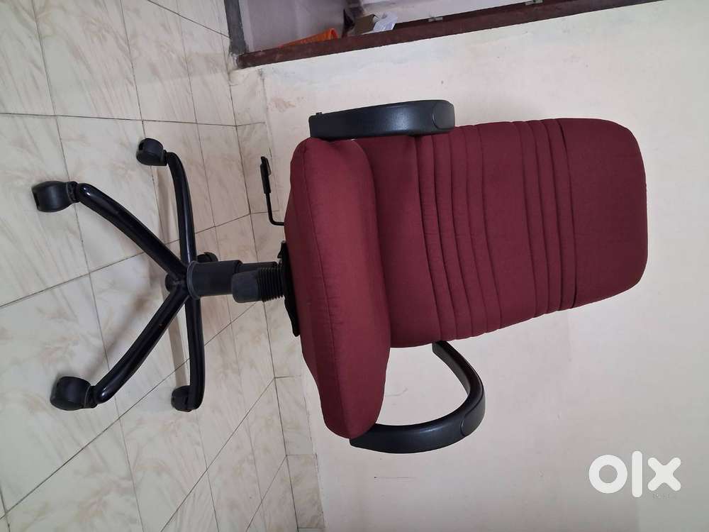 Revolving  Office Chair