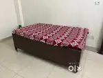 Urgent Sale of diwan bed 4 by 6 box type amd matress pf sleepwell