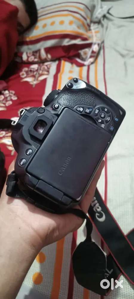 Canon 700D