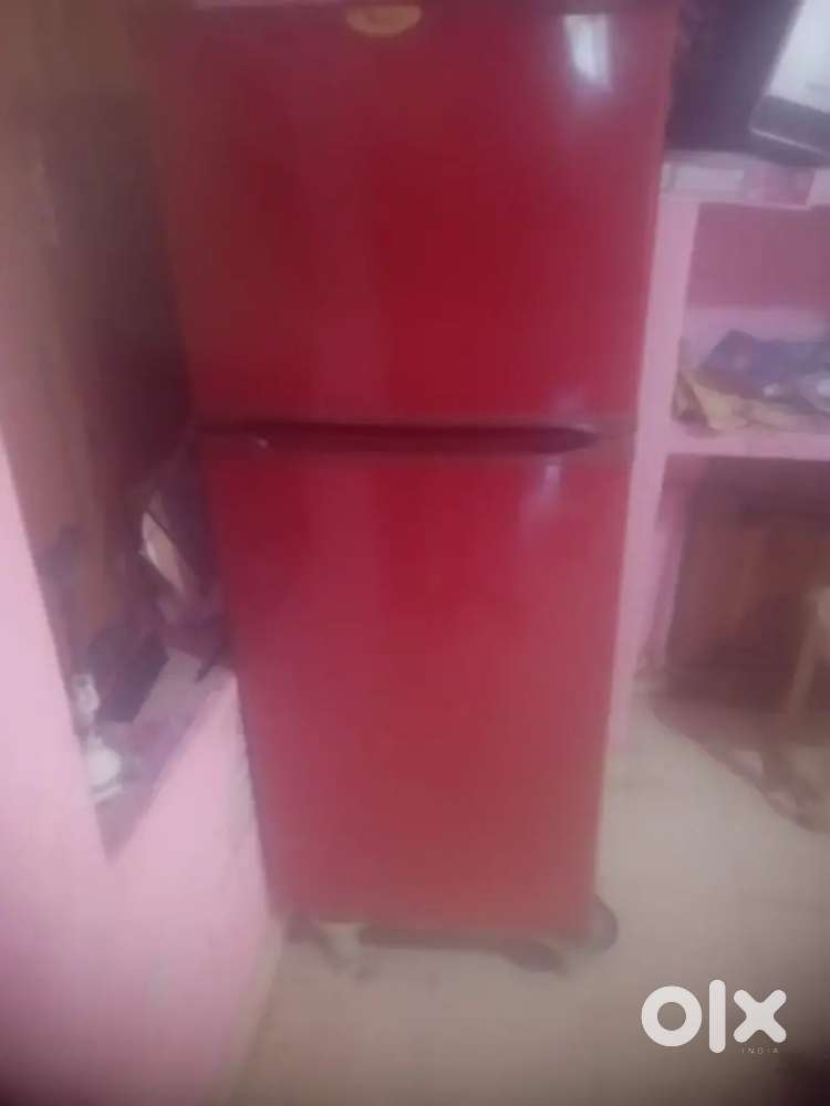 Whirlpool company fridge for sale urgent need of money
