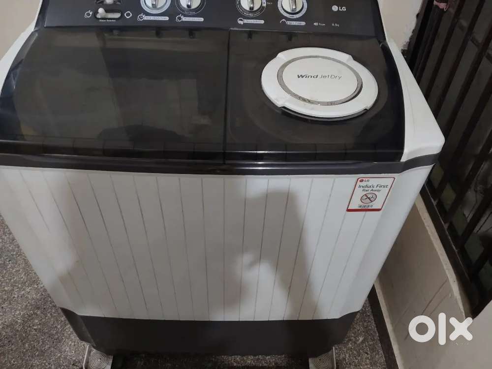 Lg washing machine  8,5 KG  awsm working condition