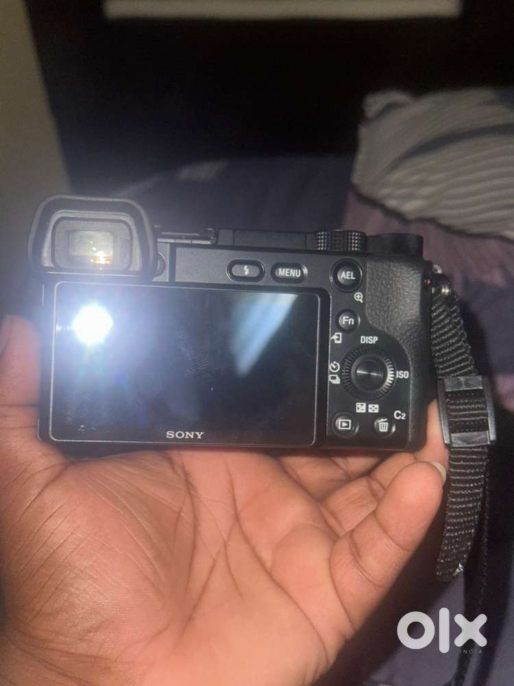 Sony 6100y