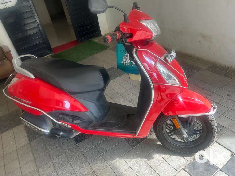 TVs Jupiter scooter for sale
