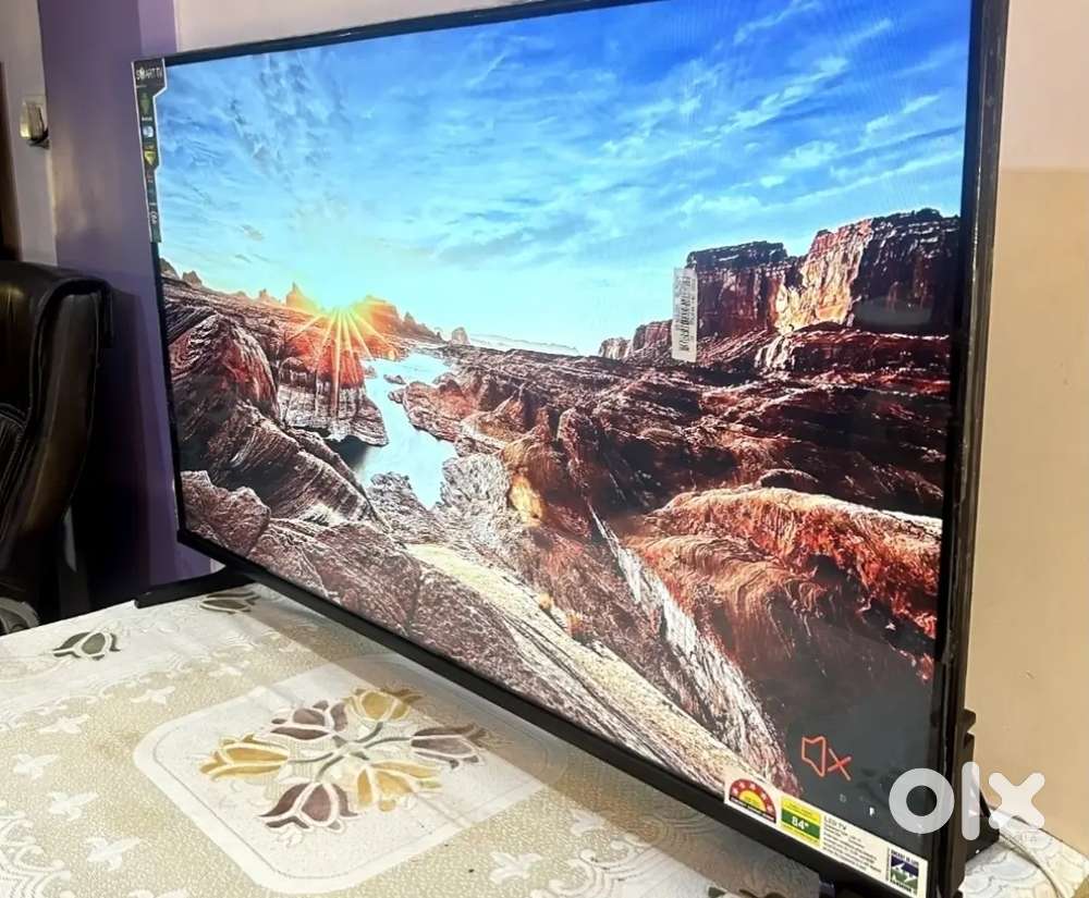 43 Google tv urgent sell under warranty cash on delivery